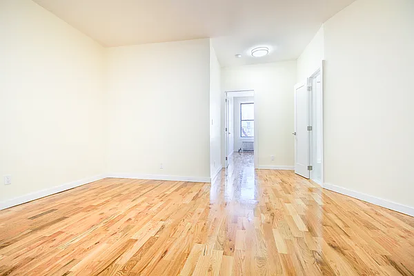 Rented by MySpaceNYC | media 9