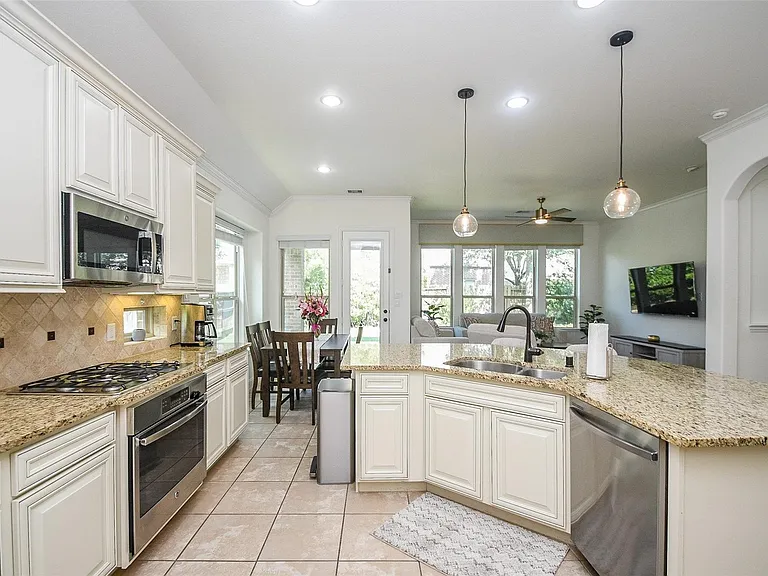 4827 Addison Forest Trl — Photo 18