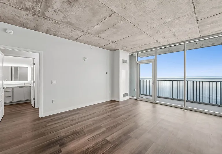 The Lakeview Residences at 333 — Photo 10
