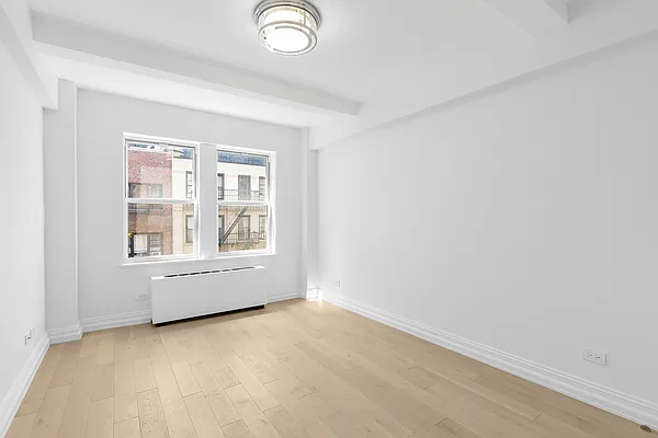 Sold by Reuveni LLC | media 26