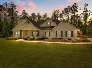 1114 Dead Oak Rd, Senoia, GA 30276