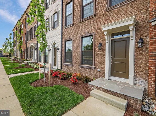 616 Halsey Way, Oxon Hill, MD 20745