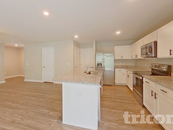 5th image of 886 Purcell Dr