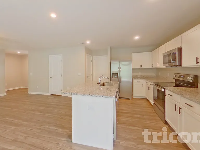 886 Purcell Dr — Photo 5