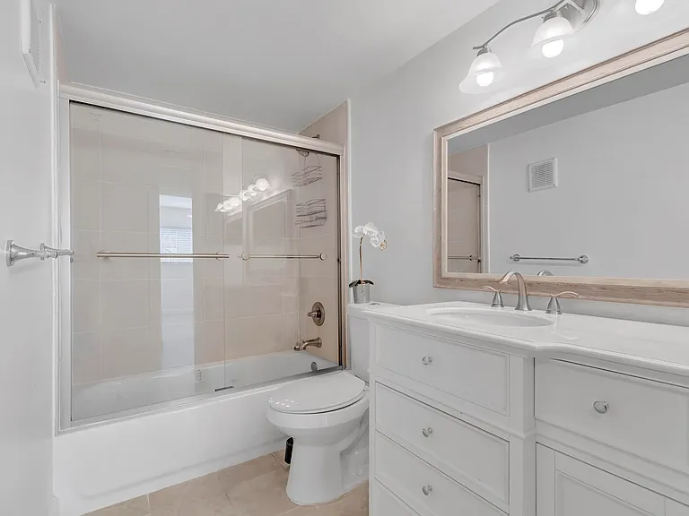 15364 Lakes Of Delray Blvd #45 — Photo 38