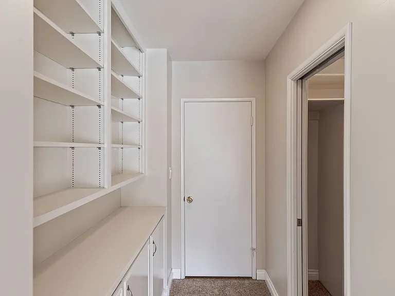 17537 Margate St #1 — Photo 13