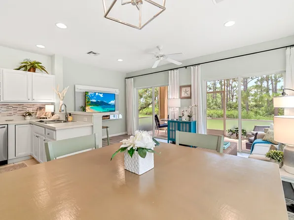 8228 Mulligan Circle, Port St Lucie, FL 34986