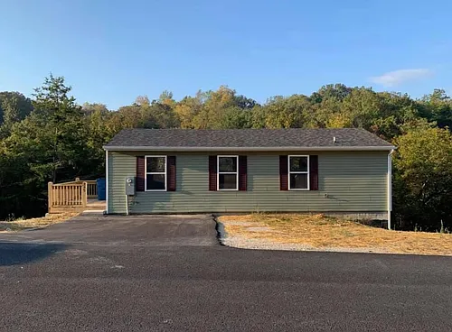 295 Woodbridge Estates Dr Photo 1