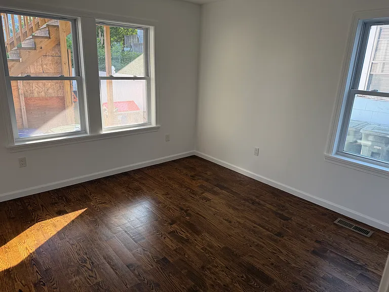 11257 Howard Ave #1B — Photo 14