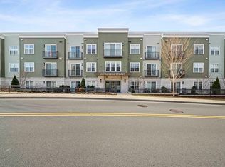 200 Revere St UNIT 4103, Canton, MA 02021