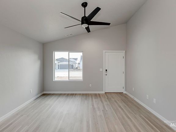 3rd image of 7349 S Bungalow Ave