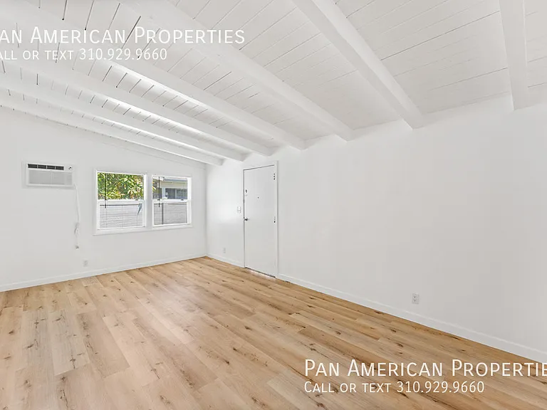 145 W Mayfair Ave — Photo 9