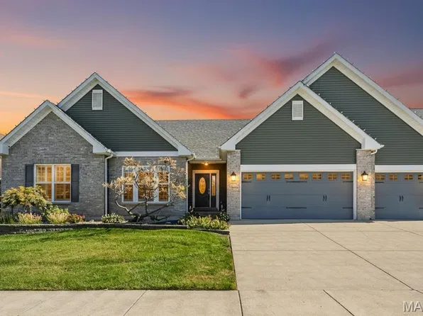 547 Miralago Shore Dr, Saint Peters, MO 63376