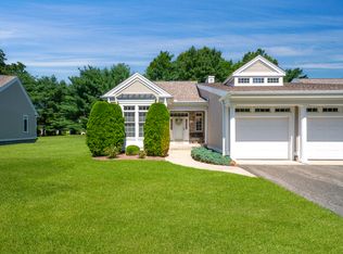 16 High Pine Cir, Wilbraham, MA 01095
