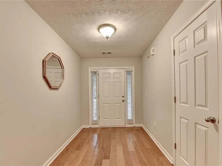 310 Andrew Ridge Dr — Photo 6