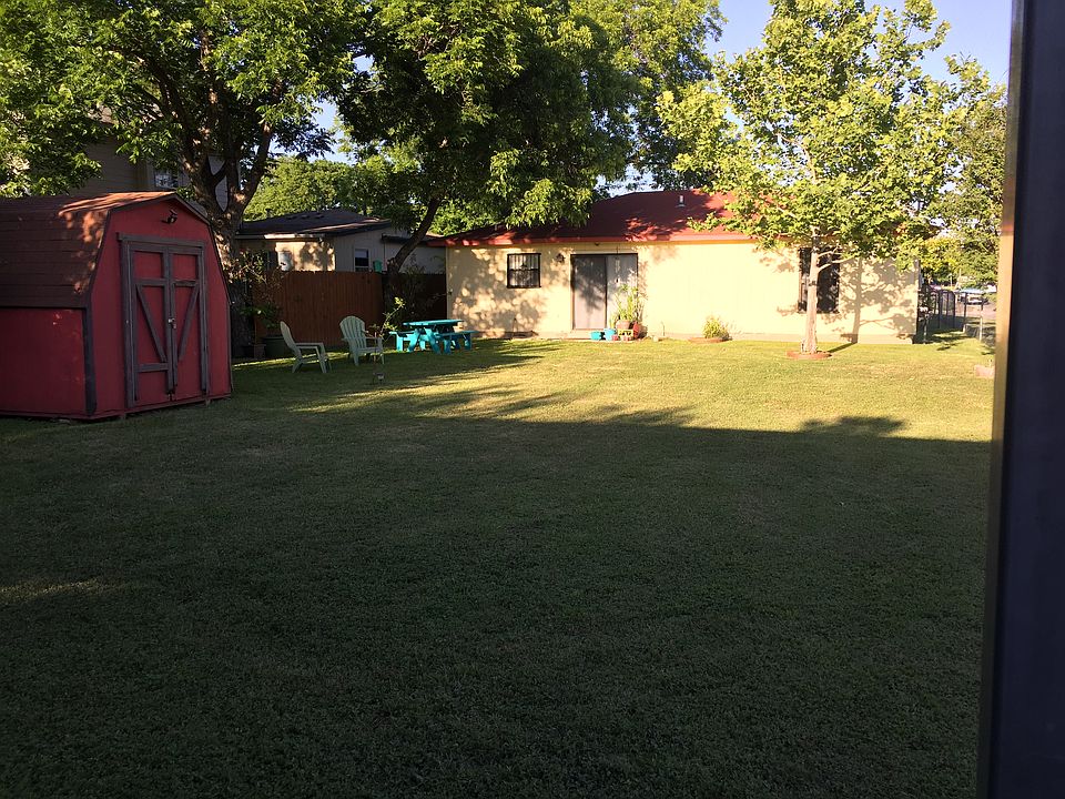 1st image of 1021 Burton Ave