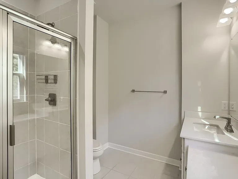 137 Moyer Hill Dr — Photo 34