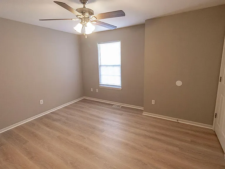 4013 Snowy Owl Dr — Photo 30