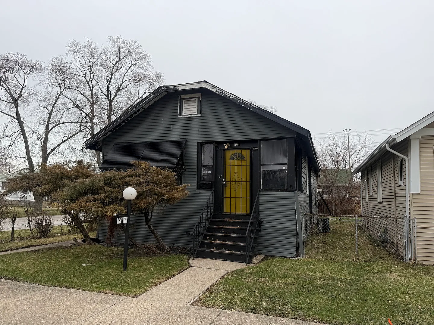 14801 Madison Ave photo 1
