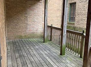 856 W Fletcher St #621, Chicago, IL 60657