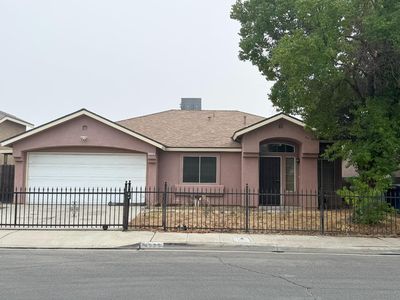 4520 N Barcus Ave, Fresno, CA, 93722