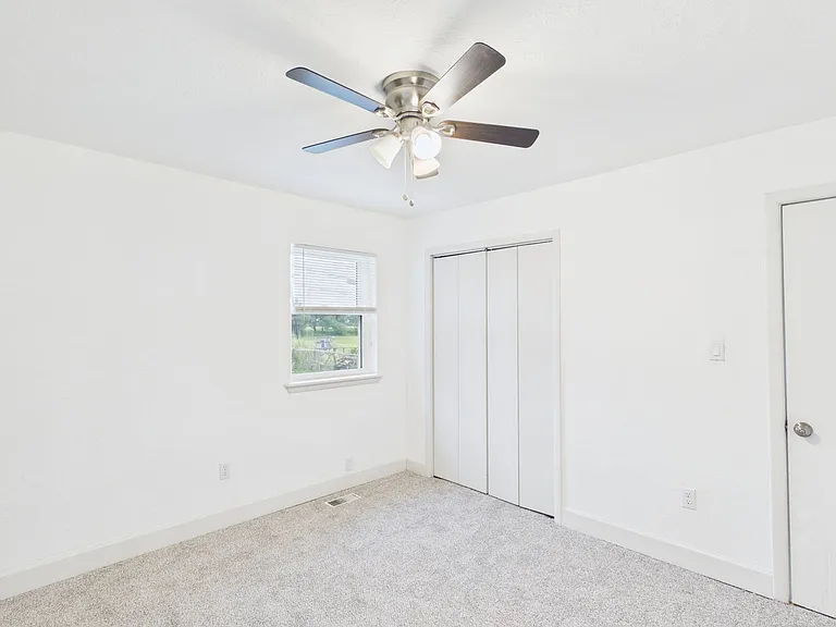 449 NW 53rd St — Photo 30