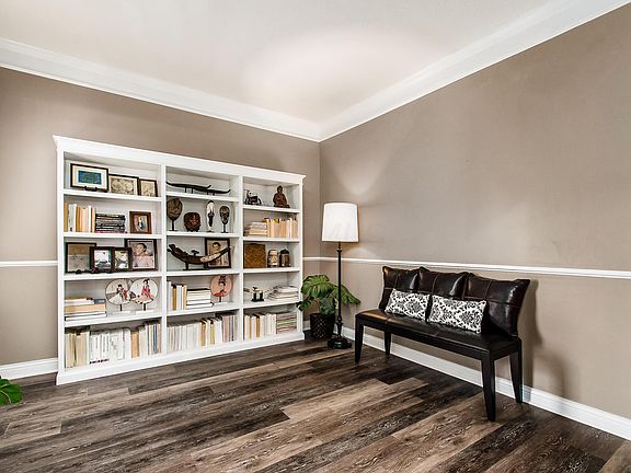 4th image of 5939 Ruihley Way