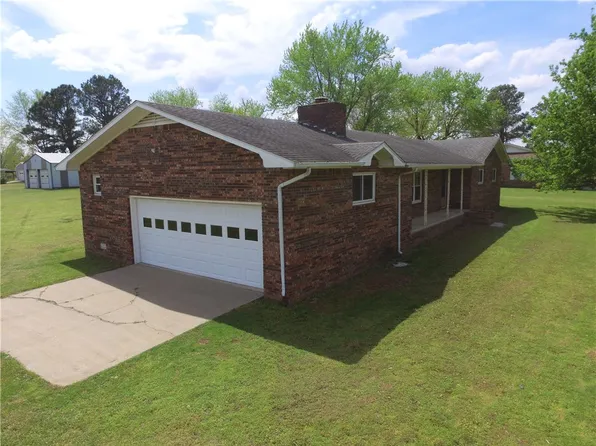 28 County Road 850, Green Forest, AR 72638