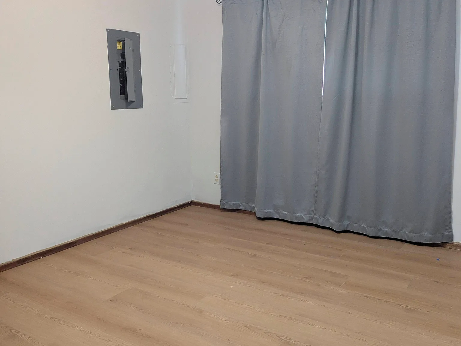 3 bed, 1000 sqft, $2,750 — Photo 3