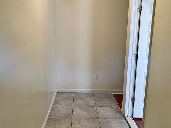 2nd image of 168 N 17th St Floor 1
