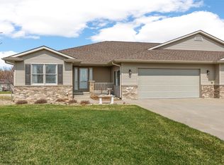 23932 Basham Ln, Anamosa, IA 52205