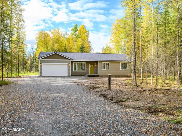 23081 Parks Creek Cir, Chugiak, AK 99567