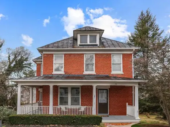 151 N Hatcher Ave, Purcellville, VA 20132