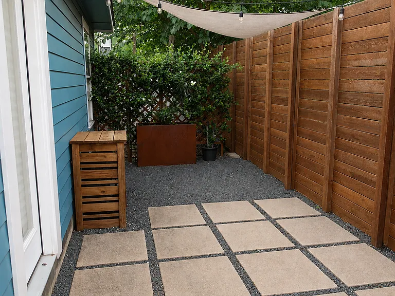94 Robert T Martinez Jr St — Photo 16