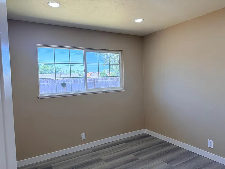6931 Flamingo Way — Photo 7
