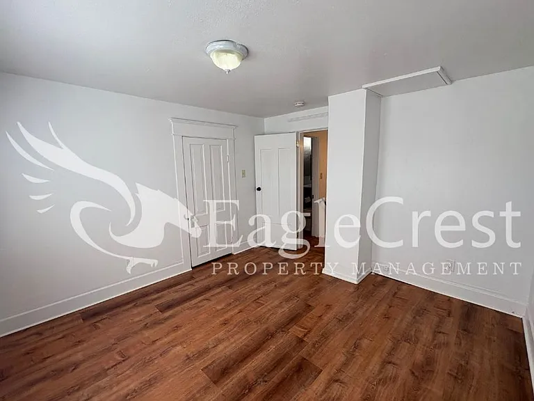 706 S College Ave — Photo 57