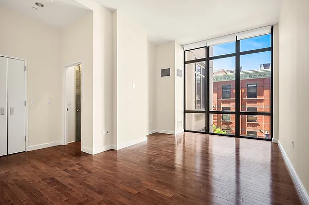 101 West 24th Street #4D