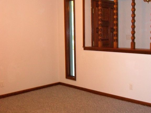 2nd image of 319 Water Oak Ln