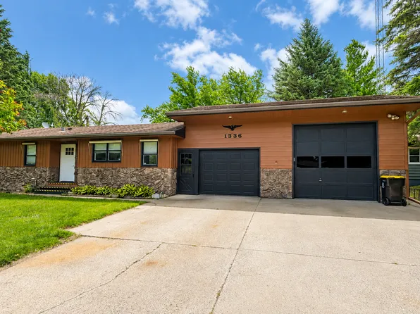 1336 Lucia Ave, Fairmont, MN 56031
