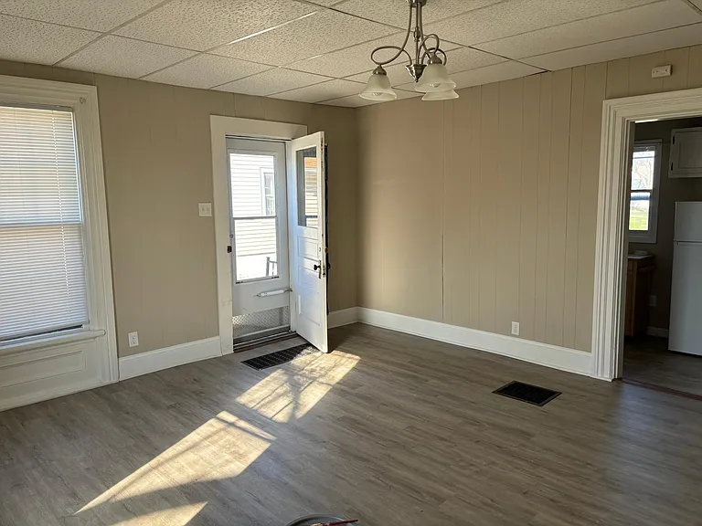57 S Ivan Ave #2 — Photo 1