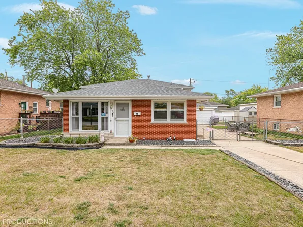 15109 Harding Ave, Midlothian, IL 60445