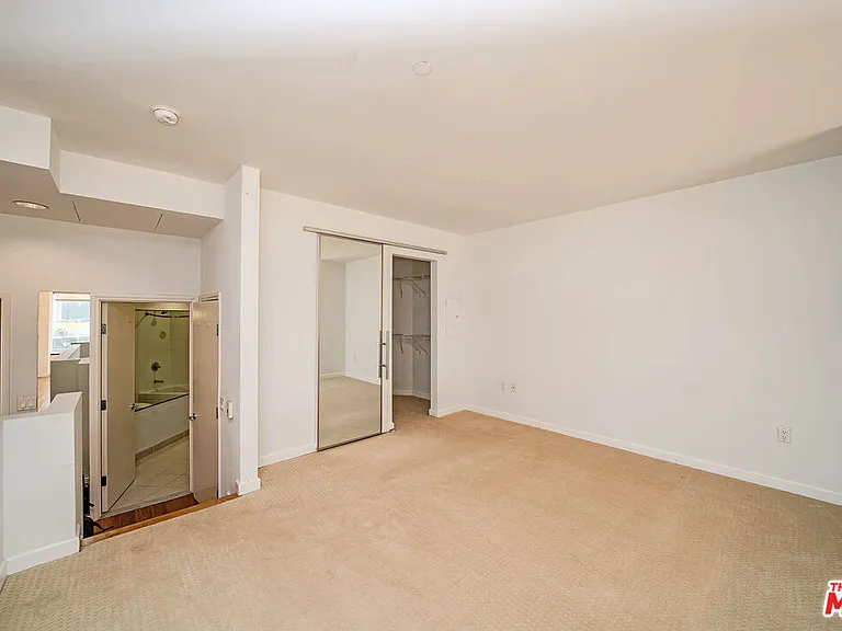 1100 Wilshire Blvd #2108 — Photo 8