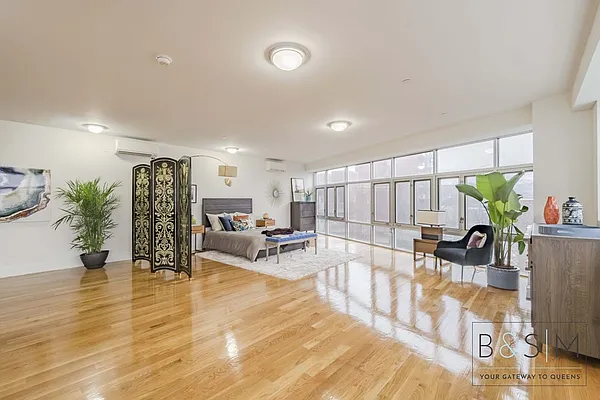 Rented by Mirador Real Estate | media 21