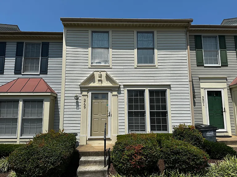 9799 Mock Orange Ct — Photo 1