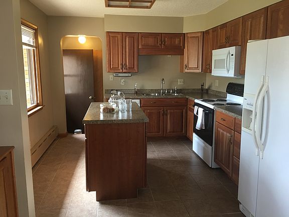 Kitchen / Island