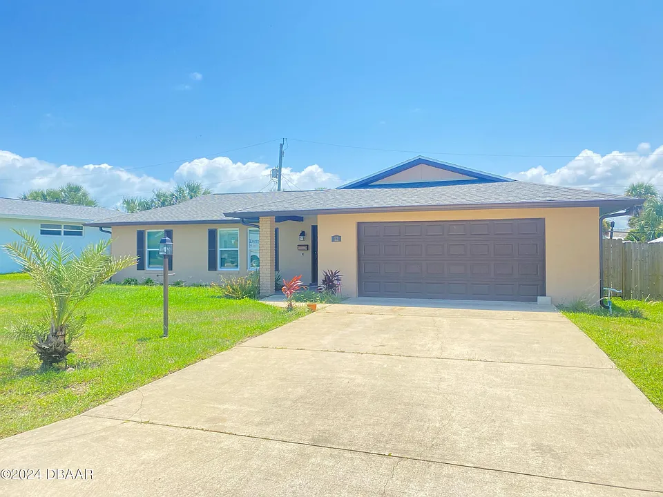 12 Ocean Crest Dr