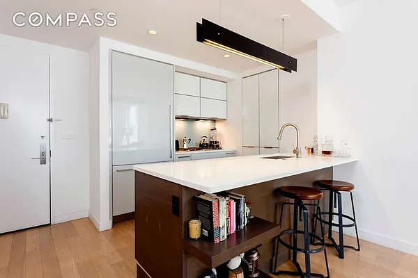 Rented by Compass | media 9