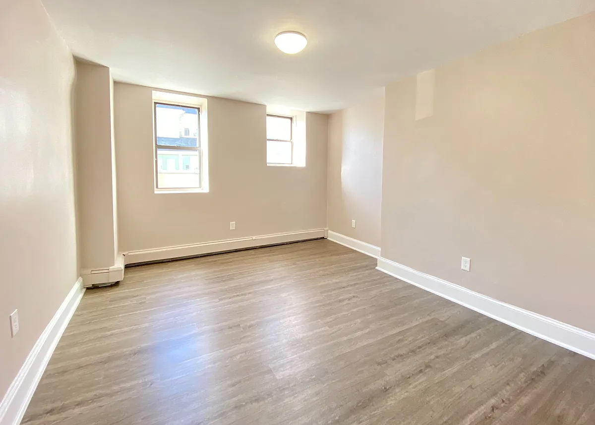 Building Photo - 46-48 Waverly St #B