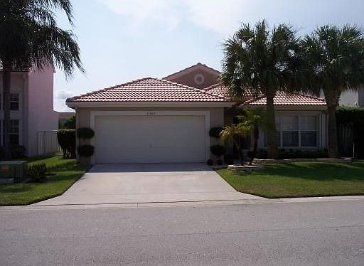 2nd image of 7365 Chesapeake Cir