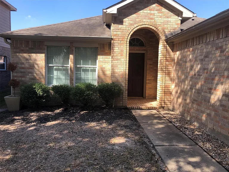 20215 Mammoth Falls Dr — Photo 2